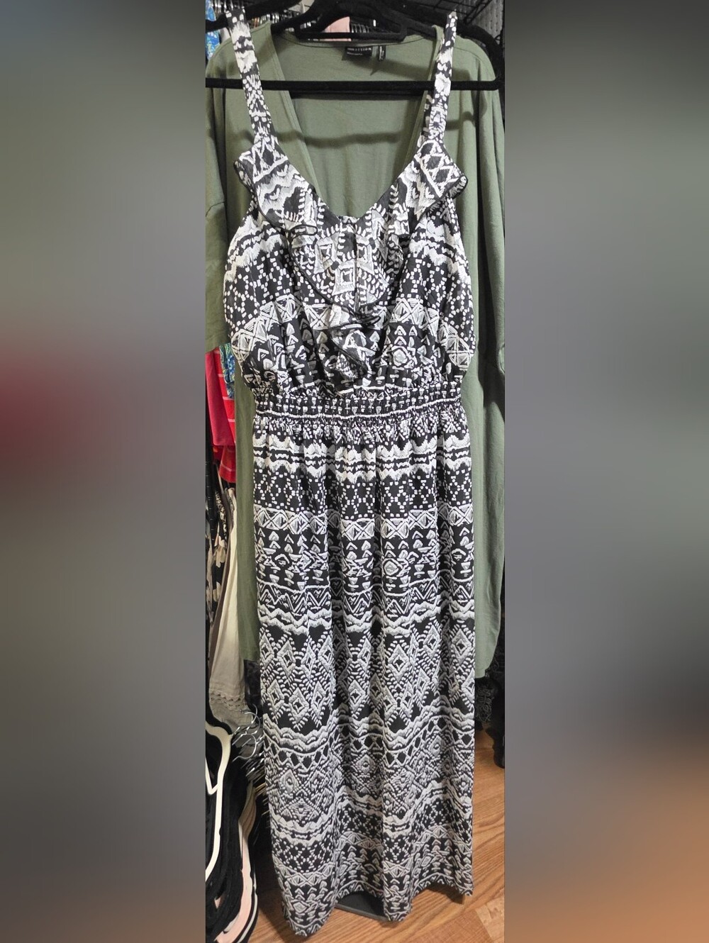 Faded Glory Black & White Patterned Sleeveless Maxi Dress